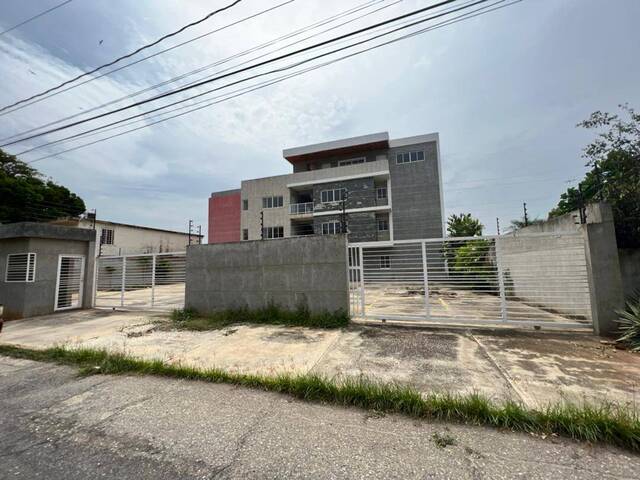 Edificio comercial para Venta en Maracaibo - 3