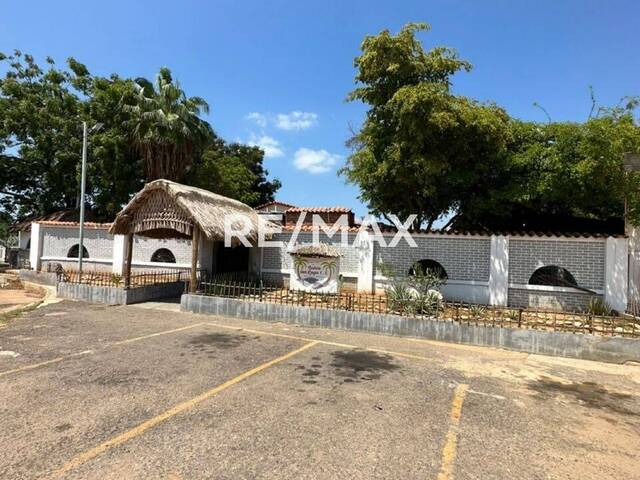 #190924 - Punto Comercial para Venta en Maracaibo - V