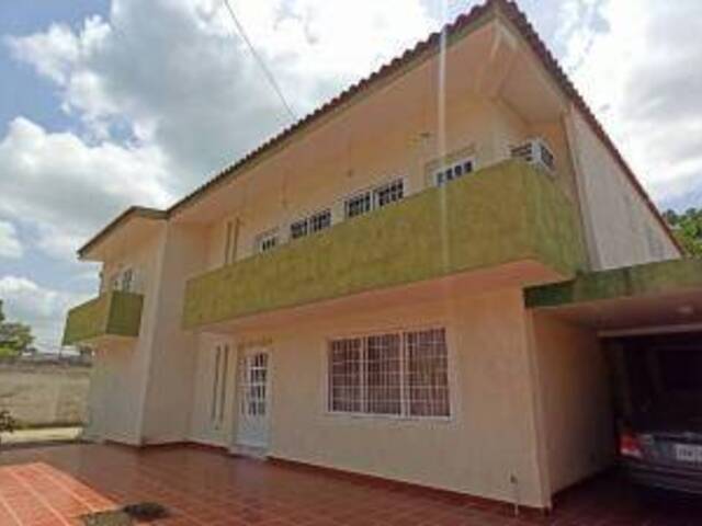 Venta en Sector Urdaneta de tamare - Cabimas