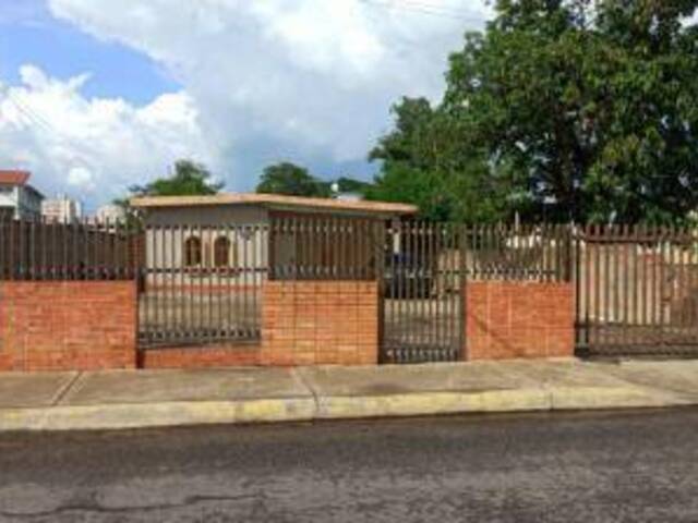 #147318 - Casa para Venta en Cabimas - V