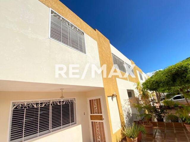 #165927 - Casa para Venta en Maracaibo - V