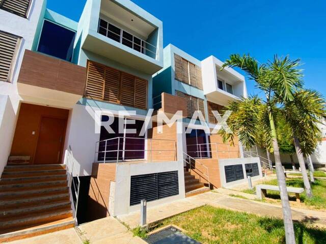 #463 - Casa para Venta en Maracaibo - V