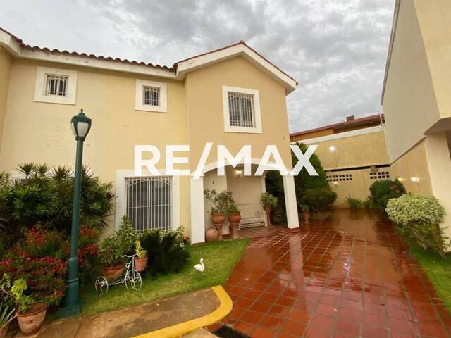 Townhouse para Venta en Maracaibo - 1