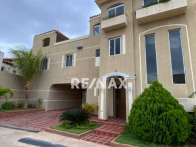 #179501 - Townhouse para Venta en Maracaibo - V