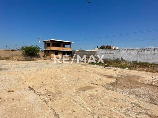 #175246 - Terreno para Venta en Maracaibo - V - 3