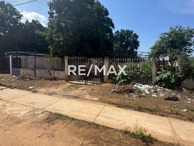 Terreno para Venta en Maracaibo - 1