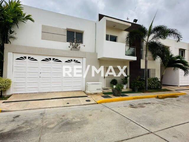 #158442 - Casa para Venta en Maracaibo - V