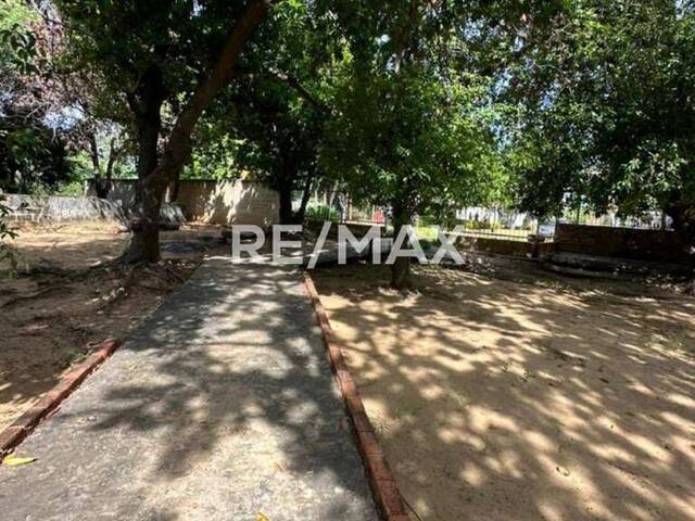 #1283 - Punto Comercial para Venta en San Rafael del Moján - V - 2