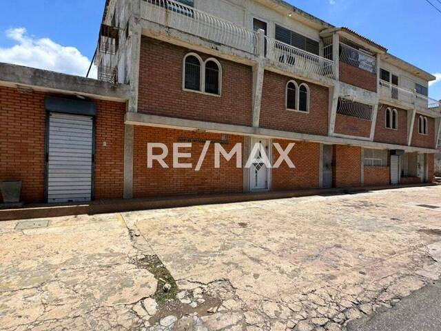 Edificio comercial para Venta en Maracaibo - 1