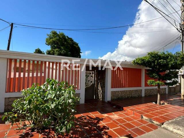 #1524 - Casa para Venta en San Francisco - V