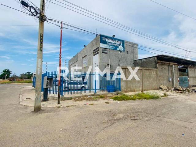 Galpón para Venta en Maracaibo - 1