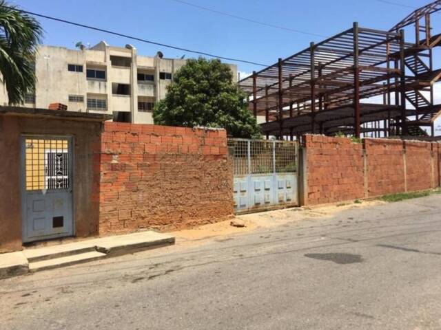 Terreno para Venta en Maracaibo - 2