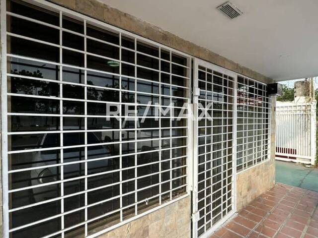 #1588 - Local Comercial para Alquiler en Maracaibo - V