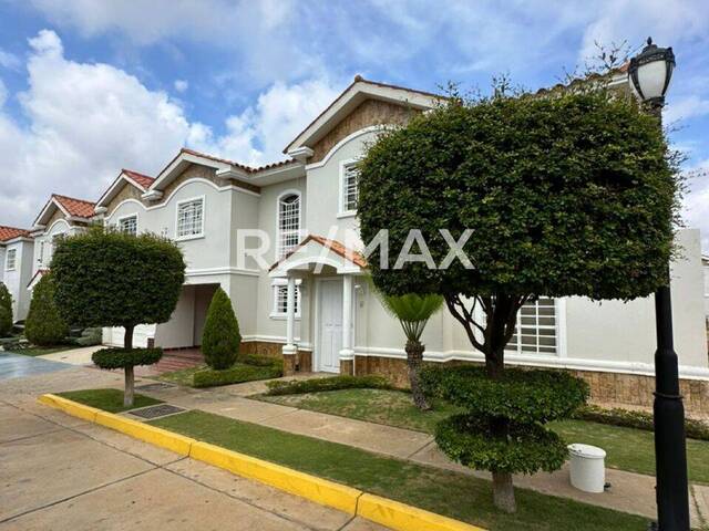 Townhouse para Venta en Maracaibo - 2