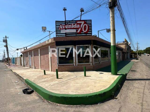 #1674 - Local Comercial para Venta en Maracaibo - V