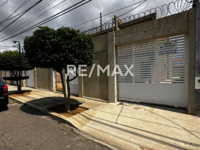 Townhouse para Venta en Maracaibo - 2