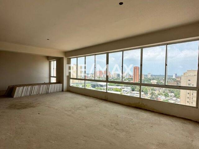 #1765 - Apartamento para Venta en Maracaibo - V - 3