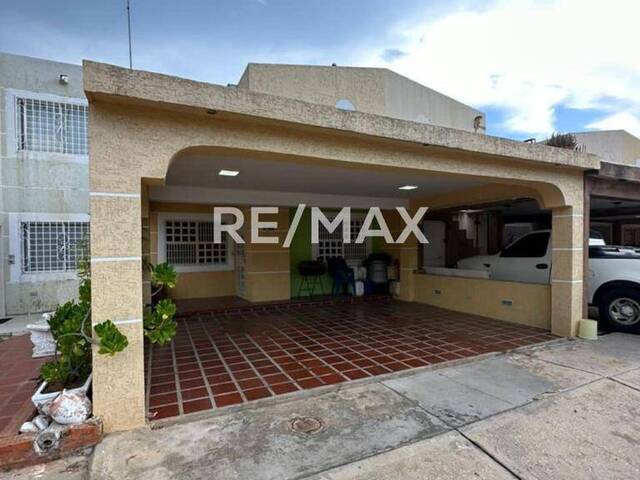 Townhouse para Venta en Maracaibo - 1