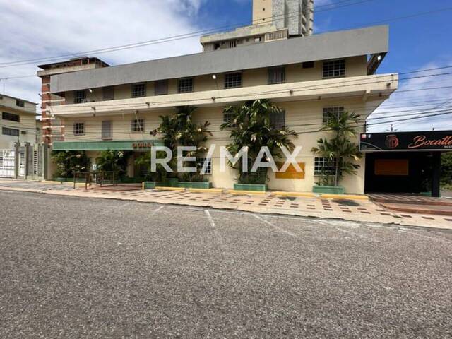 Edificio comercial para Venta en Maracaibo - 1