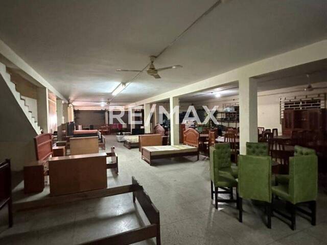 #1813 - Local Comercial para Alquiler en Maracaibo - V