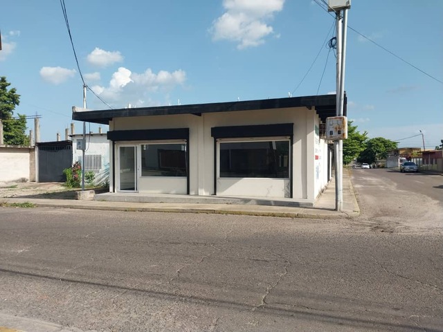 #1830 - Local Comercial para Alquiler en Machiques - V - 1