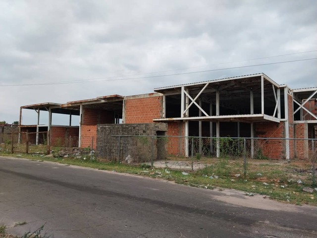 #1832 - Edificio comercial para Venta en La Villa del Rosario - V - 2