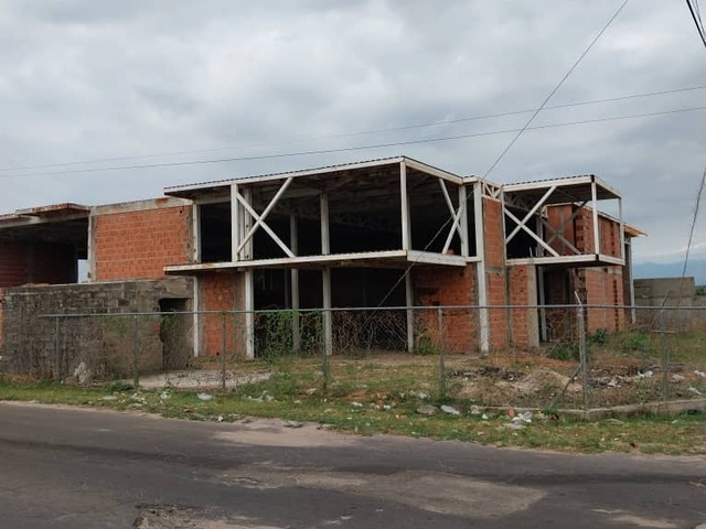 #1832 - Edificio comercial para Venta en La Villa del Rosario - V - 3