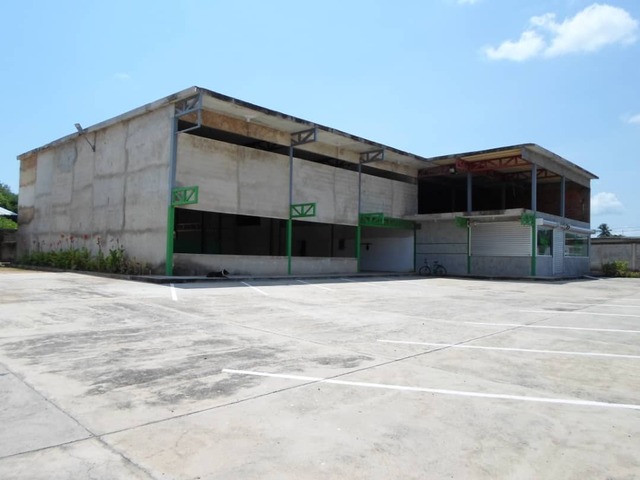 #1858 - Edificio comercial para Venta en Machiques - V