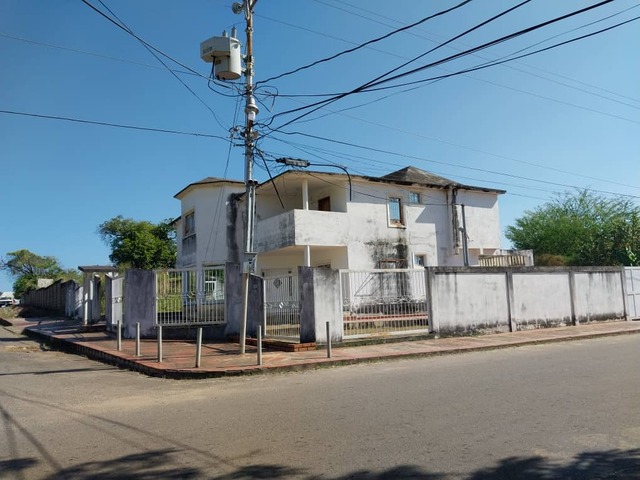 #1859 - Casa para Venta en Machiques - V