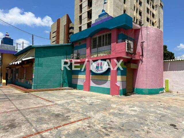 #1889 - Local Comercial para Venta en Maracaibo - V