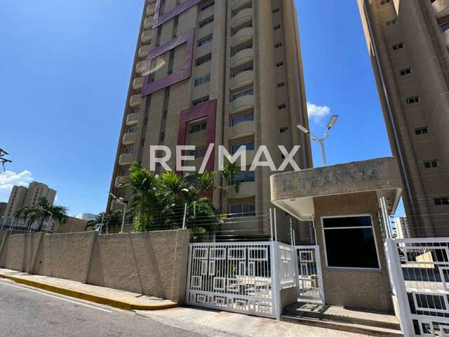 #1895 - Apartamento para Venta en Maracaibo - V - 1