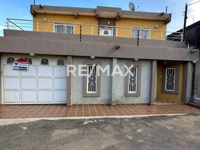 #1918 - Casa para Venta en San Francisco - V