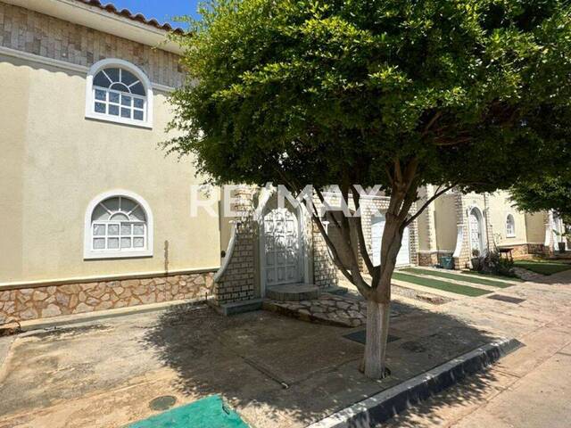 #1927 - Townhouse para Venta en Maracaibo - V