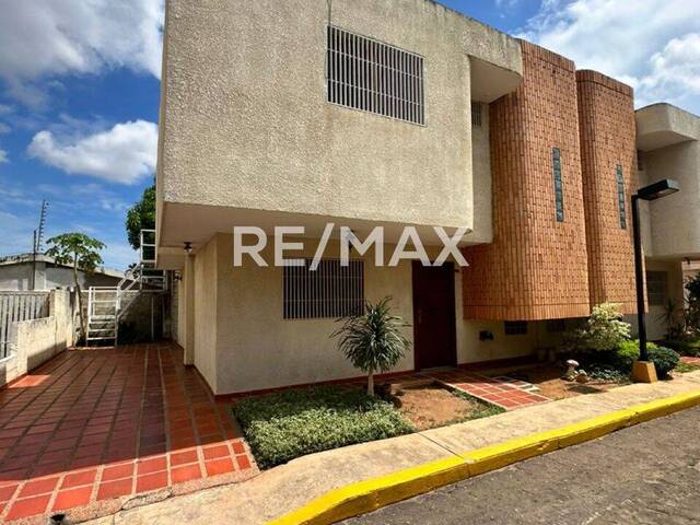 Townhouse para Venta en Maracaibo - 1