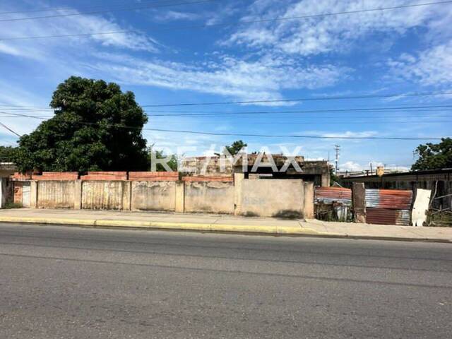 #1971 - Terreno para Venta en Cabimas - V - 2