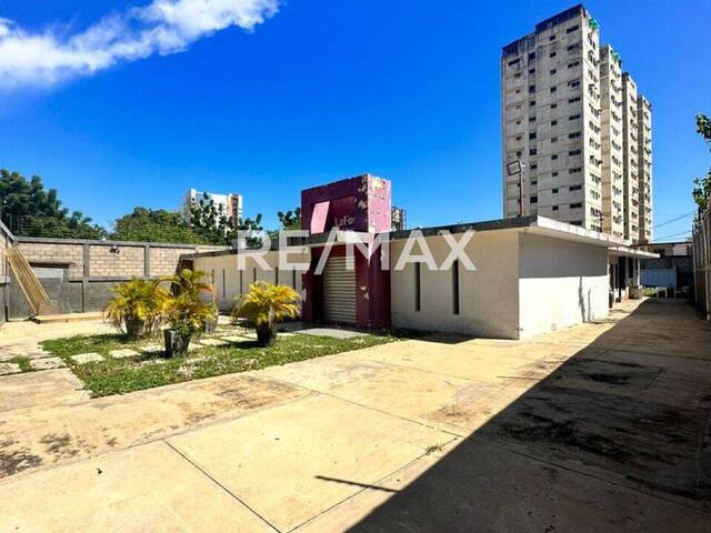 #2061 - Local Comercial para Venta en Maracaibo - V