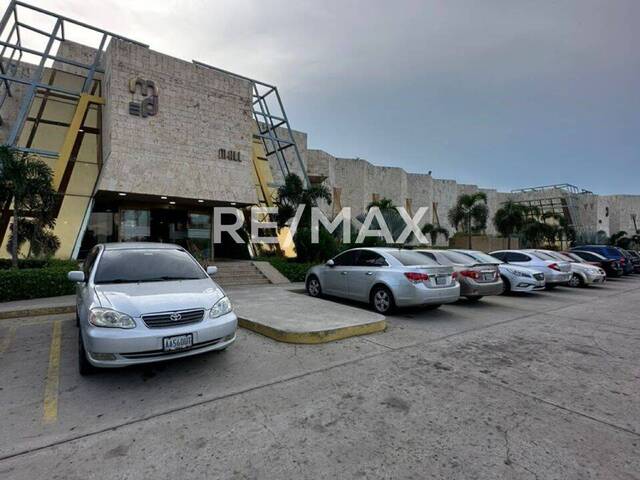 Punto Comercial para Venta en Maracaibo - 1