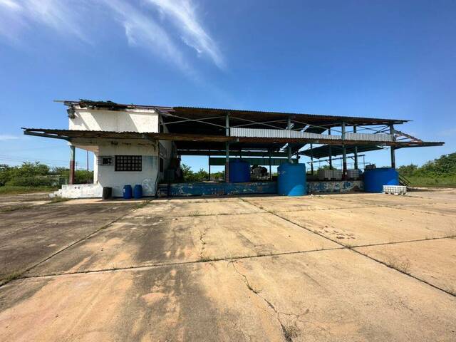 Venta en Zona Industrial - Ciudad Ojeda