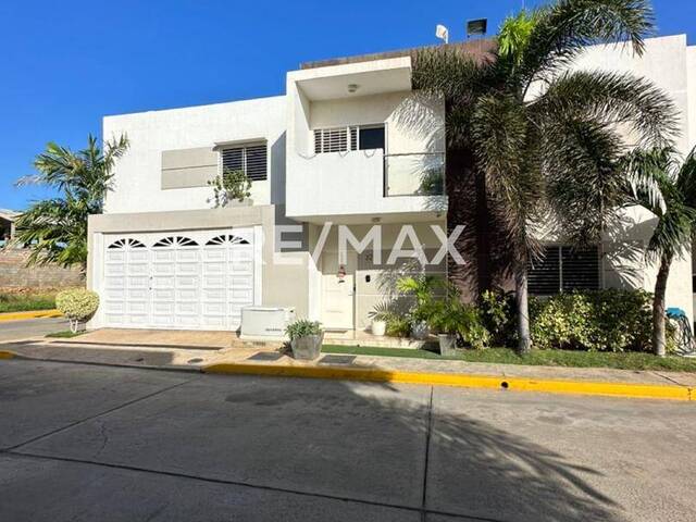 #2291 - Townhouse para Venta en Maracaibo - V