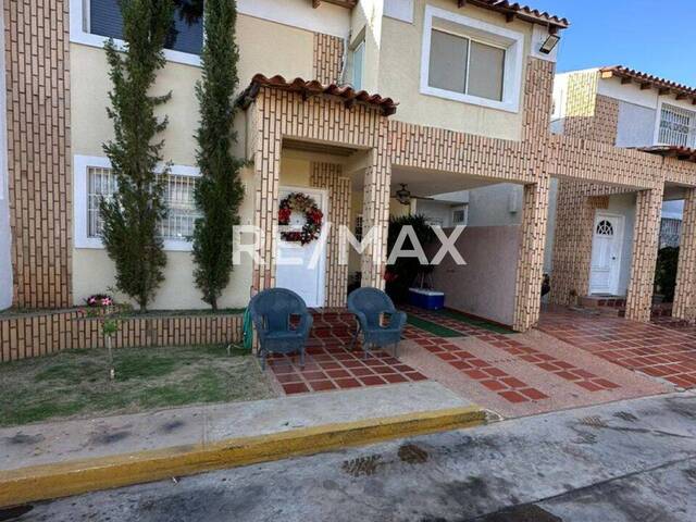 #2314 - Townhouse para Venta en Maracaibo - V