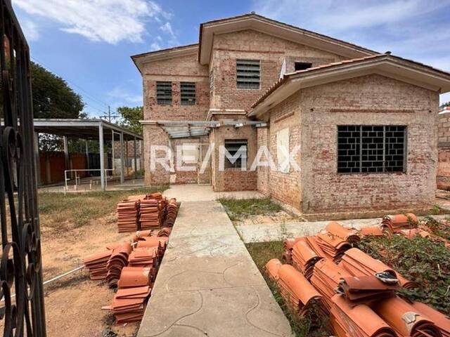 #2388 - Casa para Venta en Maracaibo - V