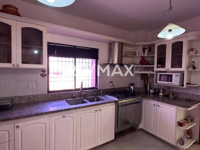 #2412 - Apartamento para Venta en Maracaibo - V