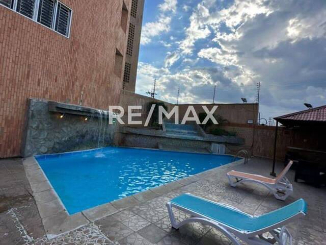 #2429 - Apartamento para Venta en Maracaibo - V - 3