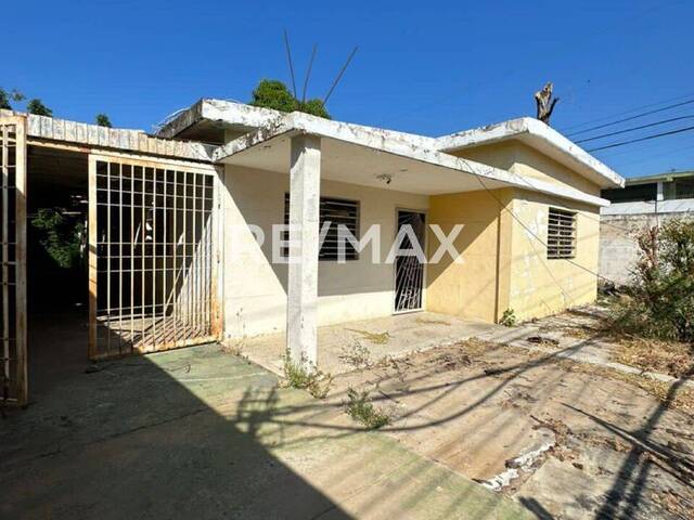 #2450 - Casa para Venta en Maracaibo - V