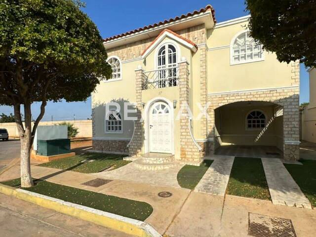 #2530 - Casa para Venta en Maracaibo - V - 1