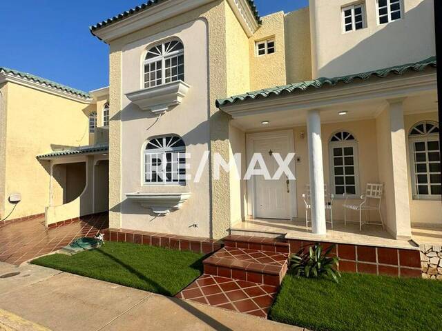 Townhouse para Alquiler en Maracaibo - 1