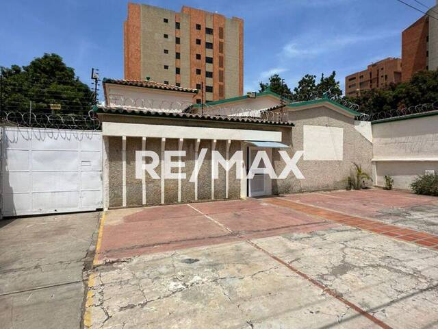 Edificio comercial para Venta en Maracaibo - 2