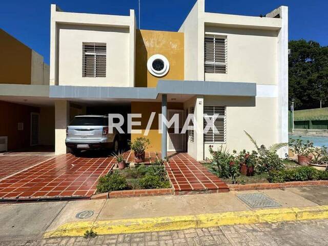 #227039 - Casa para Venta en Maracaibo - V