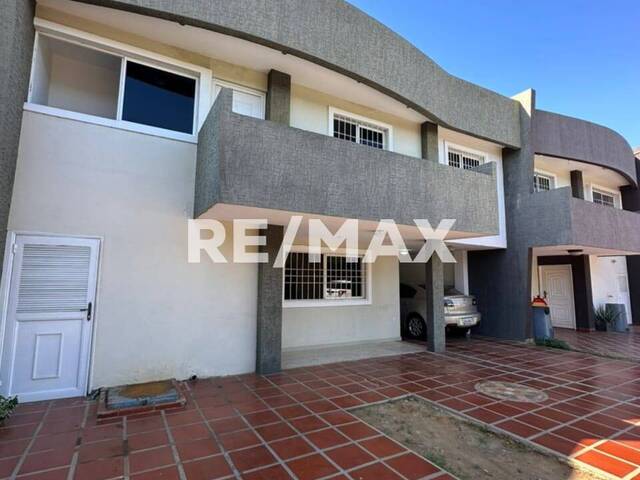 Townhouse para Venta en Maracaibo - 1