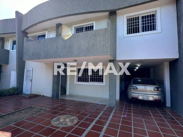 Townhouse para Venta en Maracaibo - 2